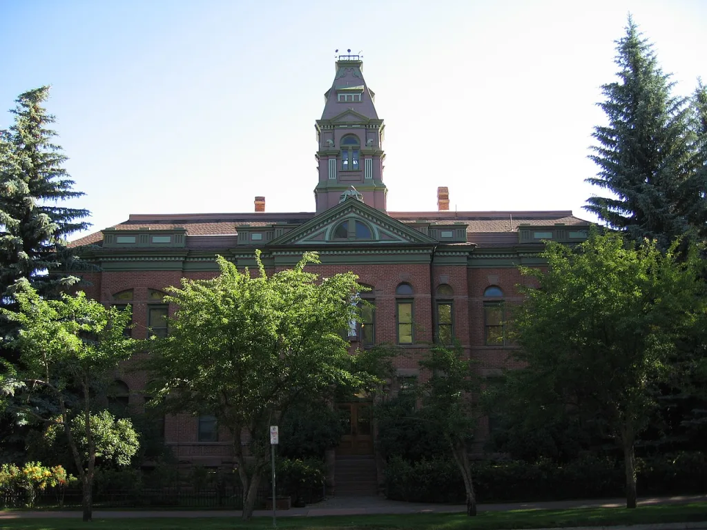 Pitkin County Courthouse, where Bundy jumped from the second window from the left, second story to escape